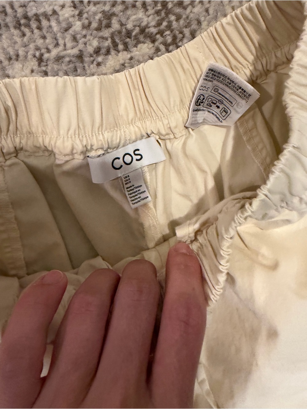 COS Elasticated Barrel Pant - Butter Yellow - Picture 2 of 3